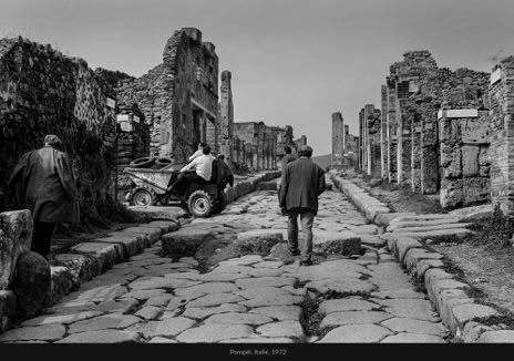 Instantané, Pompéi, Italie, 1972, photographie Jean pierre Morcrette
