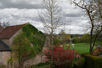 Vue de la fenêtre, Corbigny, Nièvre, France, 2013, photographie Jean pierre Morcrette