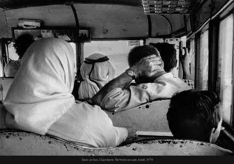 Instantané, Dans un bus, Palestine, Cisjordanie occupée, Israël, 1979, photographie Jean pierre Morcrette